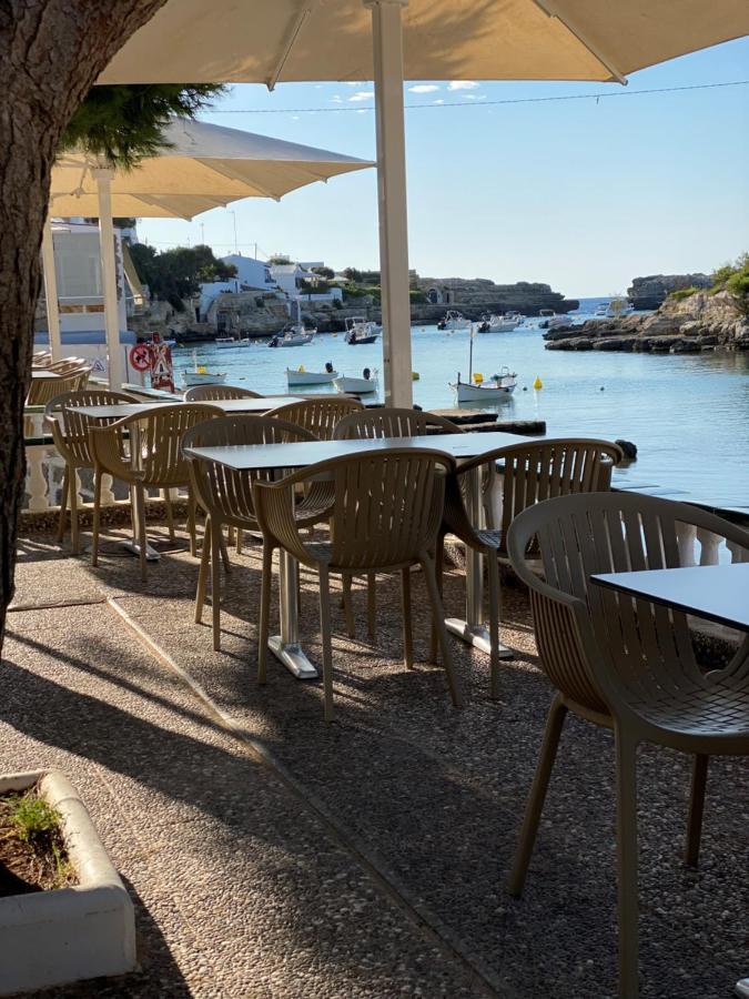 Hostal Xuroy Cala Alcaufar Exteriör bild