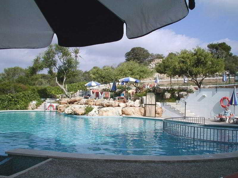 Hostal Xuroy Cala Alcaufar Exteriör bild